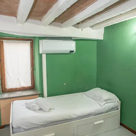 Lejlighed Fuoriporta Affitti Brevi - Monolocale Emanuele 5 Parma
