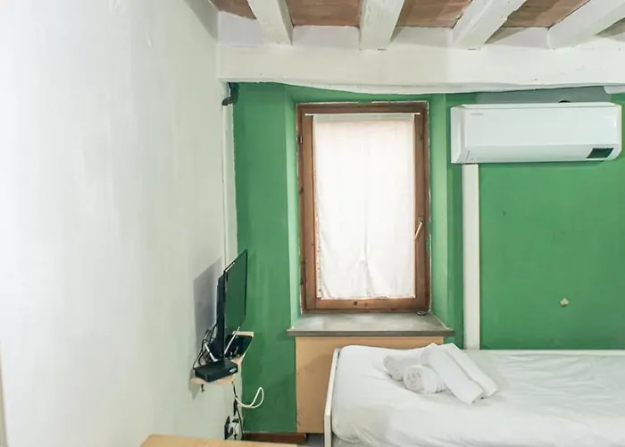 Fuoriporta Affitti Brevi - Monolocale Emanuele 5 Parma