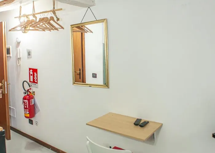 Fuoriporta Affitti Brevi - Monolocale Emanuele 5 Parma