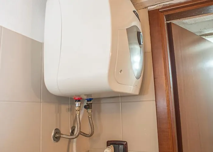 Fuoriporta Affitti Brevi - Monolocale Emanuele 5 * Parma